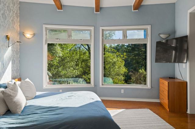23185 Old Santa Cruz Highway, Los Gatos CA: https://media.crmls.org/mediaz/92860d4a-badc-470e-9921-90d27a458b1d.jpg