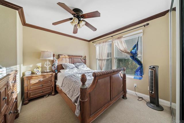2062 Pleasant Waters Ct, Spring Valley CA: https://media.crmls.org/mediaz/928787ec-1193-431e-bc33-6c8307b3ee1e.jpg