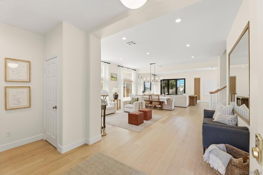 5034 Greenwillow Ln - photo 12