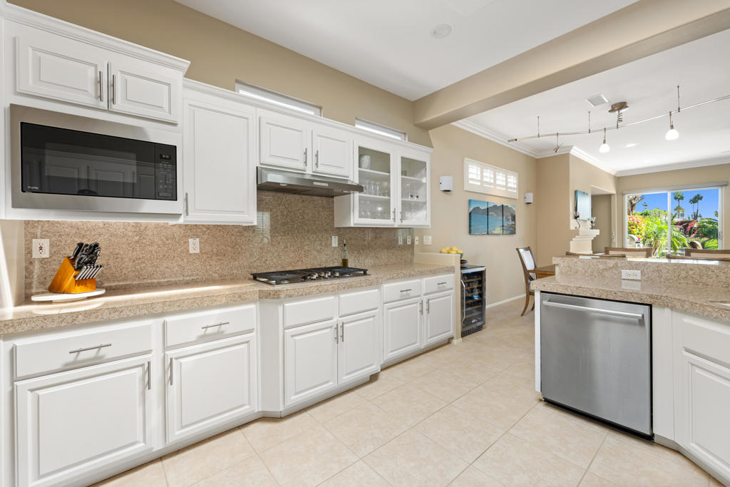 MLS #219135519DA image #34