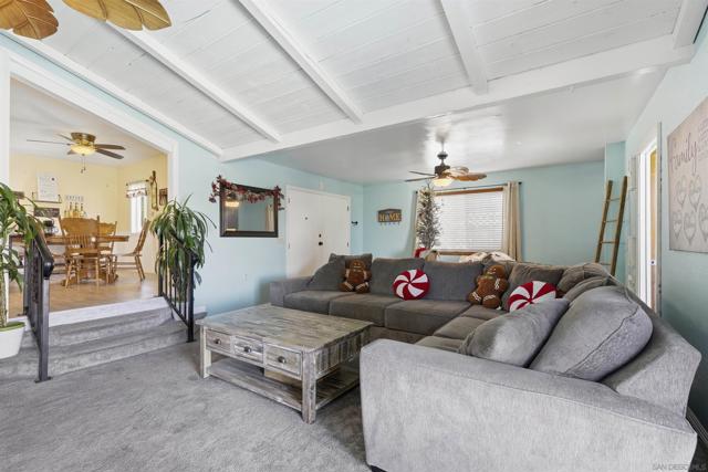 1178 Eucalyptus Dr, El Cajon CA: https://media.crmls.org/mediaz/9289eeaa-1ca8-4974-ae90-661f9796e1ba.jpg