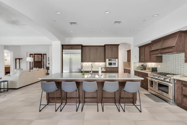 81805 Four Seasons Place, La Quinta CA: https://media.crmls.org/mediaz/928a638f-e315-4e74-85cf-67325683943f.jpg