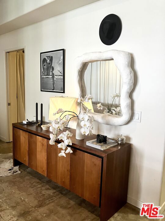 711 S Olive Street, Los Angeles CA: https://media.crmls.org/mediaz/928aa1ec-1237-4e0e-b751-d76b444dbbbd.jpg