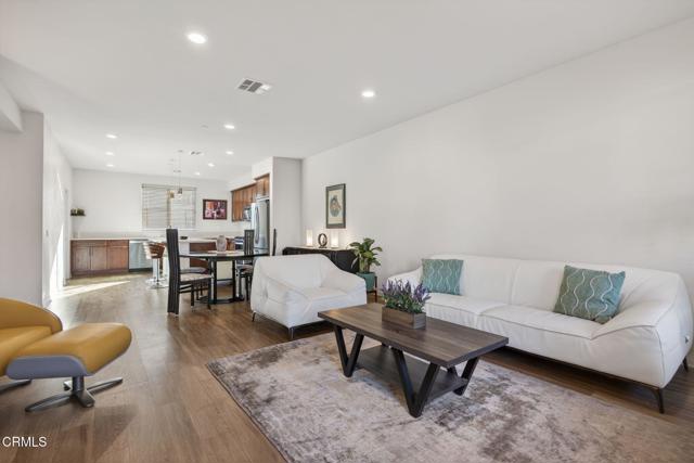 Detail Gallery Image 20 of 53 For 374 Serra St, Camarillo,  CA 93010 - 3 Beds | 3/1 Baths