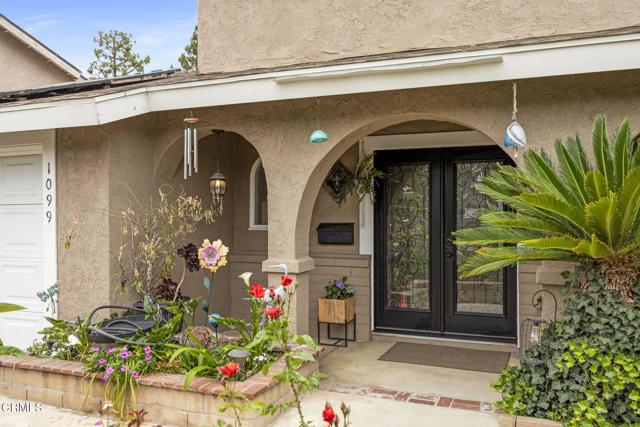 1099 N Agusta Avenue, Camarillo CA: https://media.crmls.org/mediaz/928ae715-23ee-475f-86fd-2c3ebe724dbd.jpg