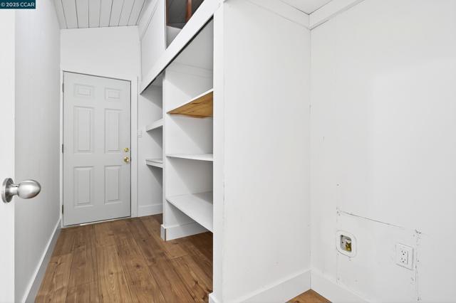 3846 Madera St, Pinole CA: https://media.crmls.org/mediaz/928aedbe-64b1-4d4e-b0db-1b224cb32380.jpg