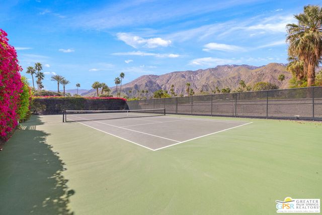 Image 7 of 57 For 311 Via Sol  