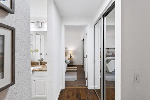 150 Sharene Ln, Walnut Creek CA: https://media.crmls.org/mediaz/928c1655-b44c-4369-a284-3ad5b9f3b7b4.jpg