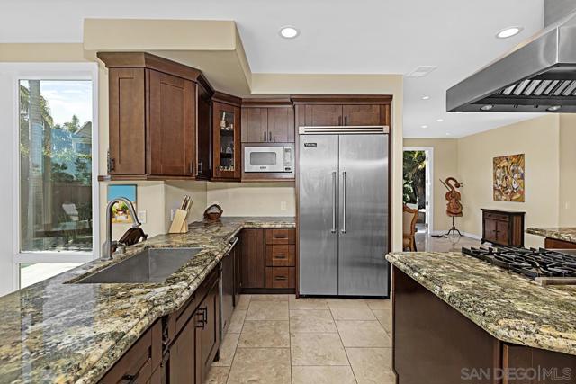 927 Tingley Lane, San Diego CA: https://media.crmls.org/mediaz/928c314e-424a-45e2-a47b-af68659dbe39.jpg