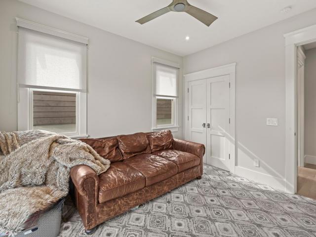 1027 G Ave, Coronado CA: https://media.crmls.org/mediaz/928d607b-aacc-4516-8e1a-520de18baa45.jpg