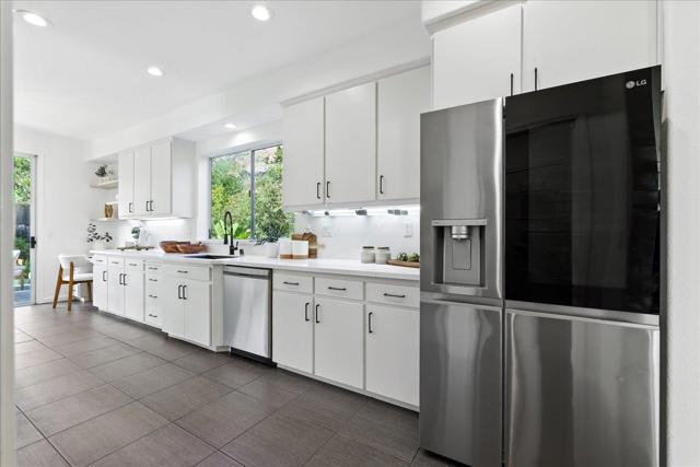 8 Parkgrove Drive, South San Francisco CA: https://media.crmls.org/mediaz/928d6af6-bdd7-4e77-9c50-a122e3136450.jpg