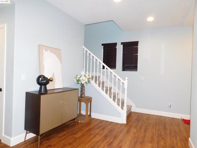 Image 5 of 21 For 1811 Velvetleaf Ln