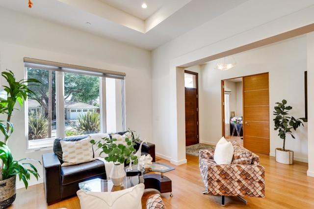 1534 Wessex Avenue, Los Altos CA: https://media.crmls.org/mediaz/928f7223-239a-4acd-aebb-0d5038f2f4cd.jpg