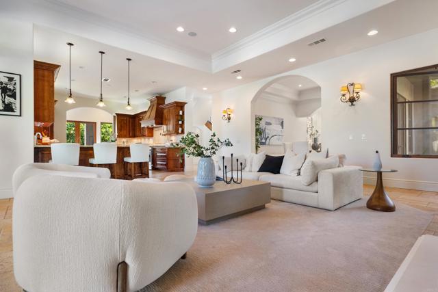 Detail Gallery Image 10 of 38 For 5560 Meadows Del Mar, San Diego,  CA 92130 - 6 Beds | 6/1 Baths