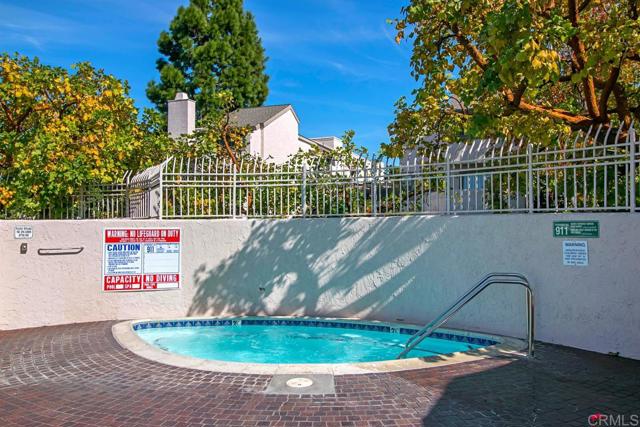 Detail Gallery Image 43 of 46 For 8448 via Sonoma #100,  La Jolla,  CA 92037 - 2 Beds | 1/1 Baths