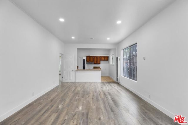 Image 3 for 927 E 52Nd St, Los Angeles, CA 90011