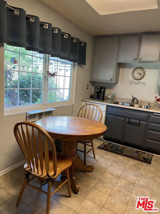 Kitchen w/Wide Window to yard