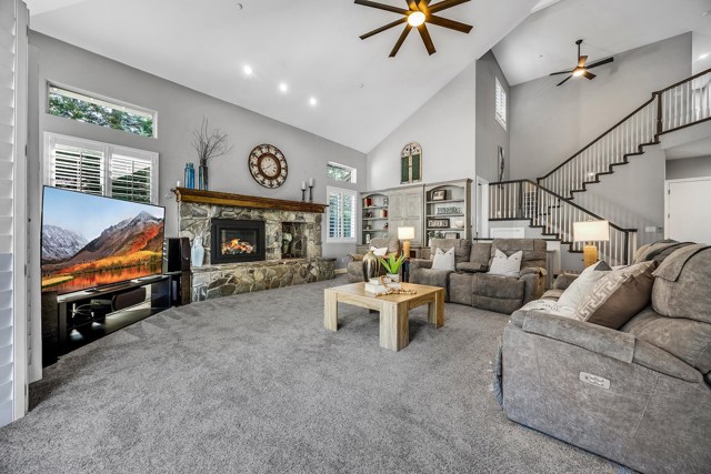 7832 Foothill Rd, Pleasanton CA: https://media.crmls.org/mediaz/92904e5d-f581-494d-8dcf-f5bfe29960e5.jpg