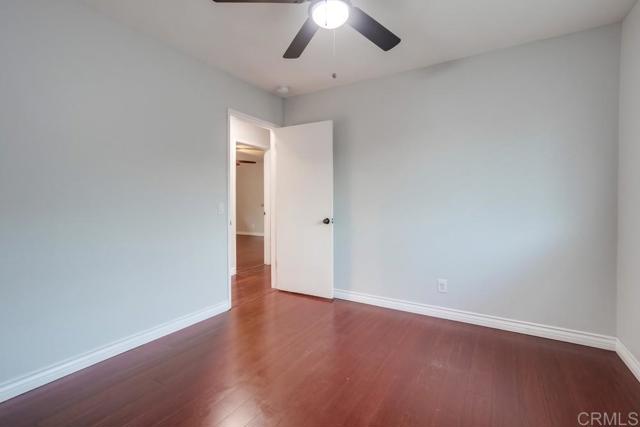 444 Victoria Place, Vista CA: https://media.crmls.org/mediaz/9290b2d6-ba59-480e-9a2c-1d4232abe6bb.jpg