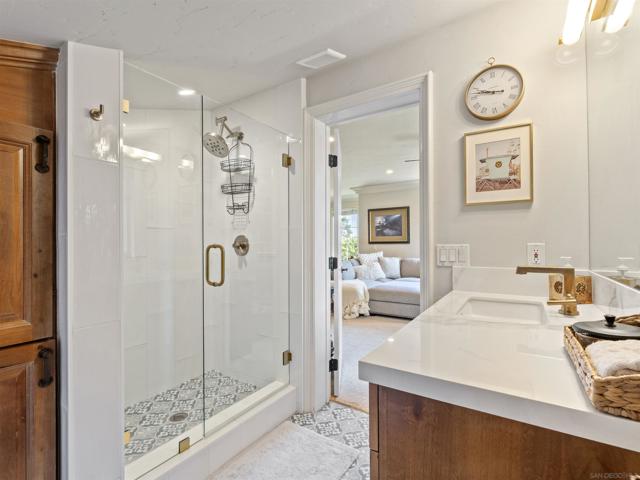 3424 CAMINO ALEGRE, Carlsbad CA: https://media.crmls.org/mediaz/9290c551-9998-42dd-b725-316146b6e12a.jpg