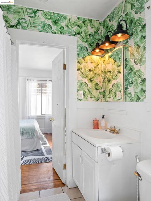 423 Santa Clara Ave, Alameda, California 94501, 1 Bedroom Bedrooms, ,1 BathroomBathrooms,Single Family Residence,For Sale,Santa Clara Ave,41099559