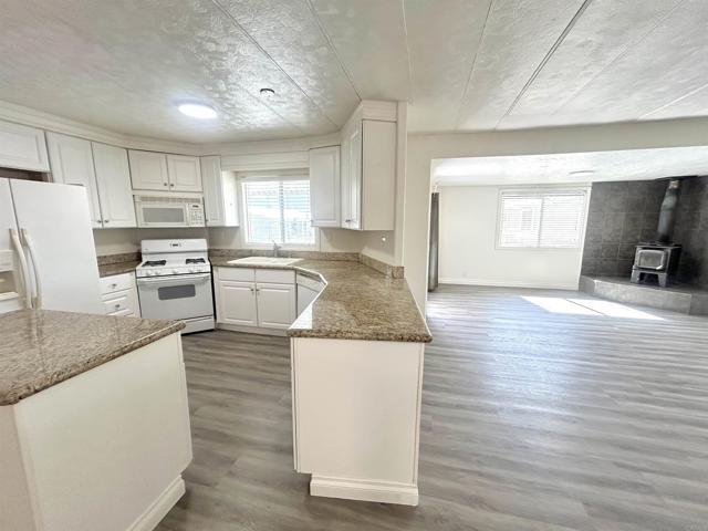 Detail Gallery Image 18 of 20 For 35109 Highway 79, Warner Springs,  CA 92086 - 2 Beds | 2 Baths