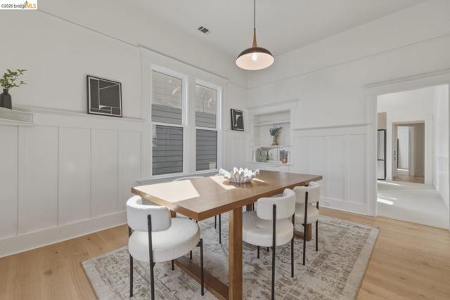 Image 2 of 54 For 523 25th St  