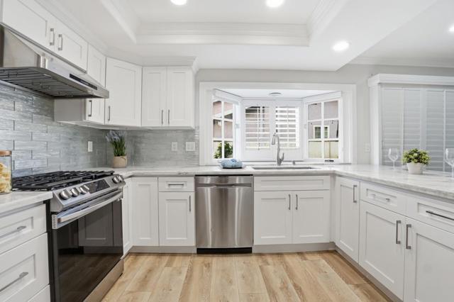 11383 Stonecress Avenue, Fountain Valley CA: https://media.crmls.org/mediaz/9291f34d-b0a4-41e6-bd6b-a2952132eced.jpg