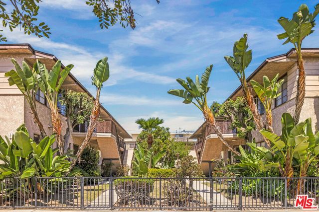 11061 Venice Boulevard, Los Angeles, California 90034, ,Multi-Family,For Sale,Venice,25591597