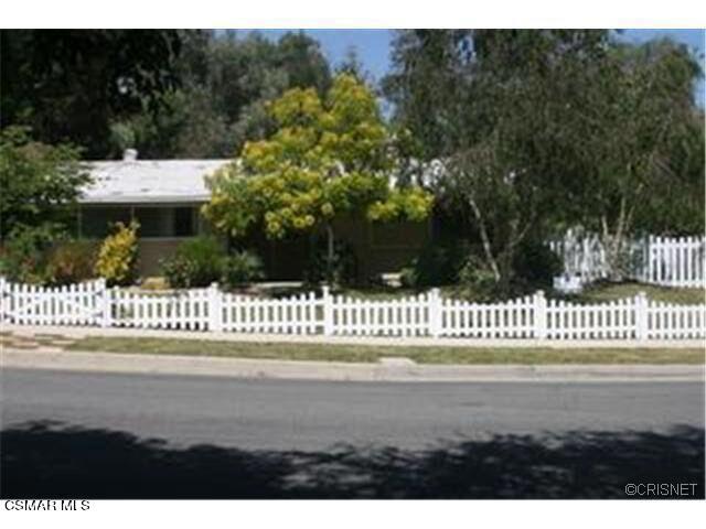 5808 Greenview Road, Calabasas CA: https://media.crmls.org/mediaz/929237d6-5913-4175-a78b-f2da2a16ea6c.jpg