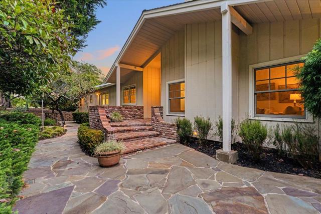 455 Calle Del Sol, Aptos CA: https://media.crmls.org/mediaz/929240f8-3fd1-457b-ba66-30d56681d789.jpg