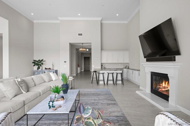 6210 Summit Crest Cir, San Diego CA: https://media.crmls.org/mediaz/929329b9-9101-4e87-a834-cf1d34da35ff.jpg