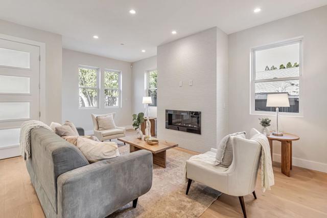 1066 Larch Avenue, Moraga CA: https://media.crmls.org/mediaz/9294d7a0-43fc-4dee-9aaa-c8df715bec36.jpg