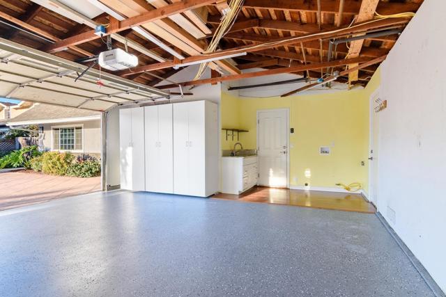 Image 44 of 45 For 1822 Burroughs St