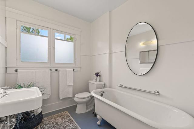 2039 Edgewood Drive, South Pasadena CA: https://media.crmls.org/mediaz/929669d2-f8f4-4531-aeda-386a1944b17a.jpg