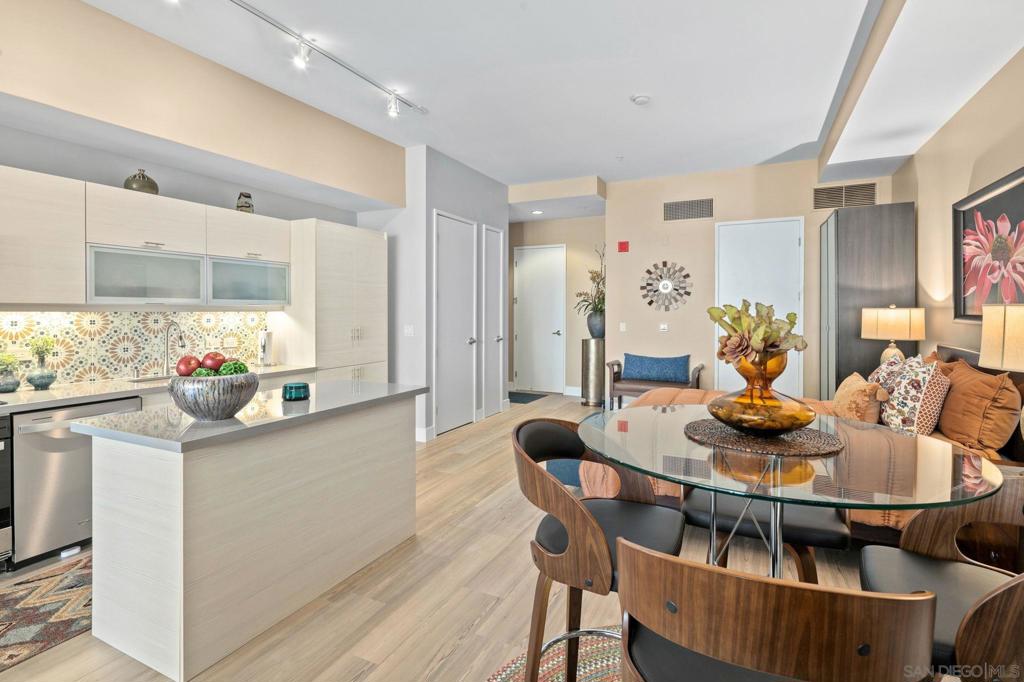 350 Ash St - photo 11