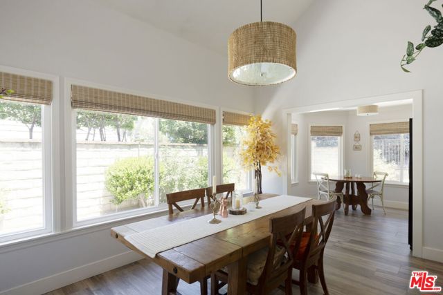 26430 Emerald Dove Drive, Valencia CA: https://media.crmls.org/mediaz/92975068-b0db-443c-aa10-94e180c3e041.jpg