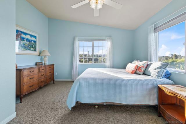 Image 16 of 31 For 1033 Via Contenta