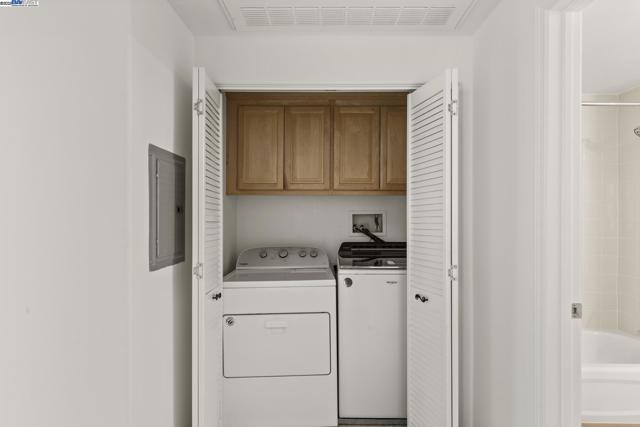 3275 Dublin Blvd, Dublin CA: https://media.crmls.org/mediaz/92989d4f-dd05-4a36-ba4d-d77051478340.jpg
