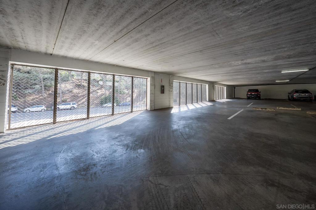 MLS #250044167SD image #32