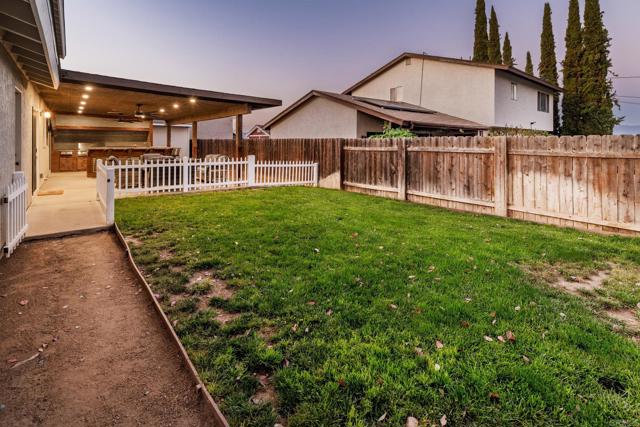 Detail Gallery Image 37 of 42 For 435 W Hawthorne St, Fallbrook,  CA 92028 - 3 Beds | 1/1 Baths