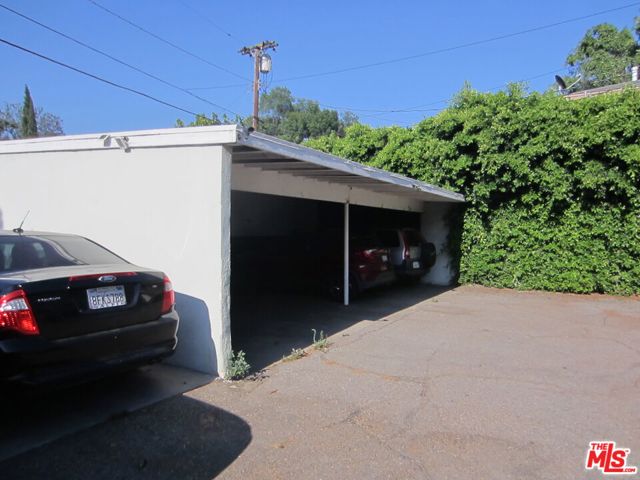 14839 Blythe Street, Panorama City CA: https://media.crmls.org/mediaz/9299422d-0a9f-4661-a9dd-6a5172f851fa.jpg