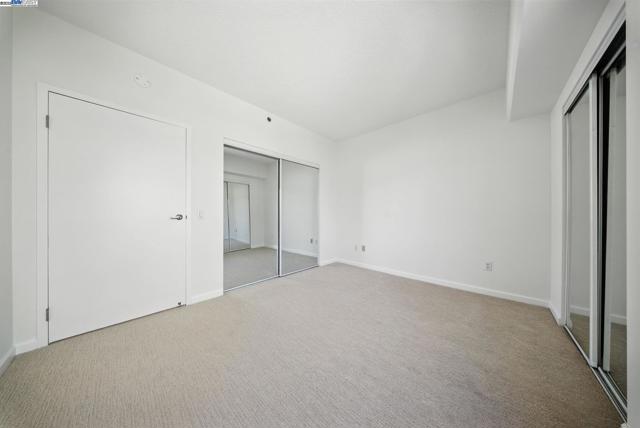 989 Webster, Oakland CA: https://media.crmls.org/mediaz/9299e541-ce95-4407-b00f-095ba1868cf4.jpg