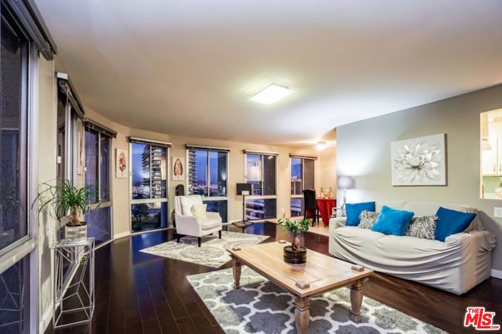 800 W 1ST Street #1210