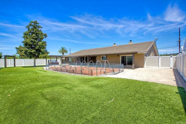 Detail Gallery Image 32 of 50 For 13815 Hilldale Rd, Valley Center,  CA 92082 - 5 Beds | 4 Baths
