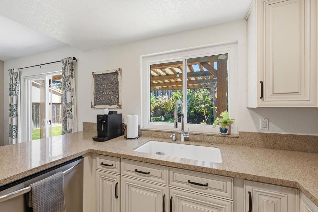 929B3995 423D 42A1 8389 893153Ab7C1D 2112 Savona Ct, Vista, Ca 92084 &Lt;Span Style='BackgroundColor:transparent;Padding:0Px;'&Gt; &Lt;Small&Gt; &Lt;I&Gt; &Lt;/I&Gt; &Lt;/Small&Gt;&Lt;/Span&Gt;