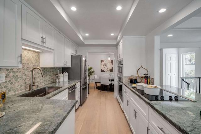 228 Sand Hill Circle, Menlo Park CA: https://media.crmls.org/mediaz/929b82fc-7b76-461c-90f4-a8af49bebd3e.jpg
