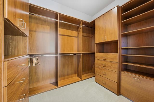 261 Loch Lomond Road, Rancho Mirage CA: https://media.crmls.org/mediaz/929bce75-af88-4829-9283-ff6733dacc4c.jpg