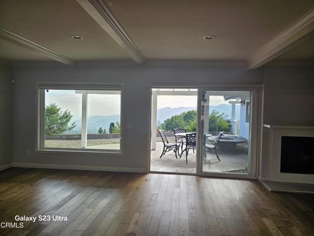 Detail Gallery Image 9 of 36 For 2708 Pinelawn Dr, La Crescenta,  CA 91214 - 4 Beds | 3 Baths