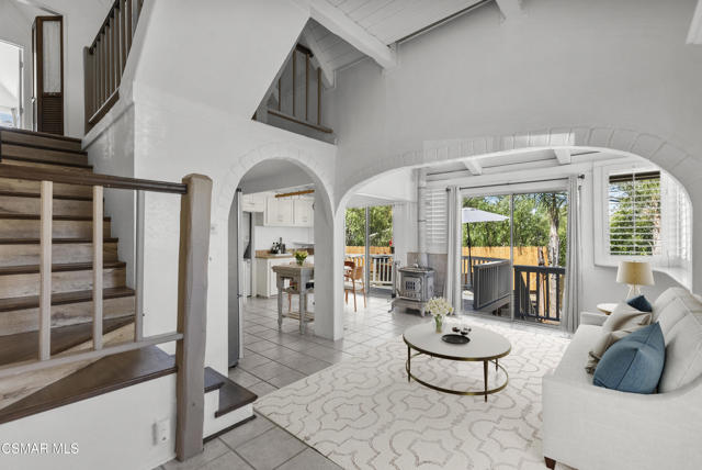 215 Pepper Road, Newbury Park CA: https://media.crmls.org/mediaz/929d008b-d503-42bd-a59e-b5a7675ee241.jpg
